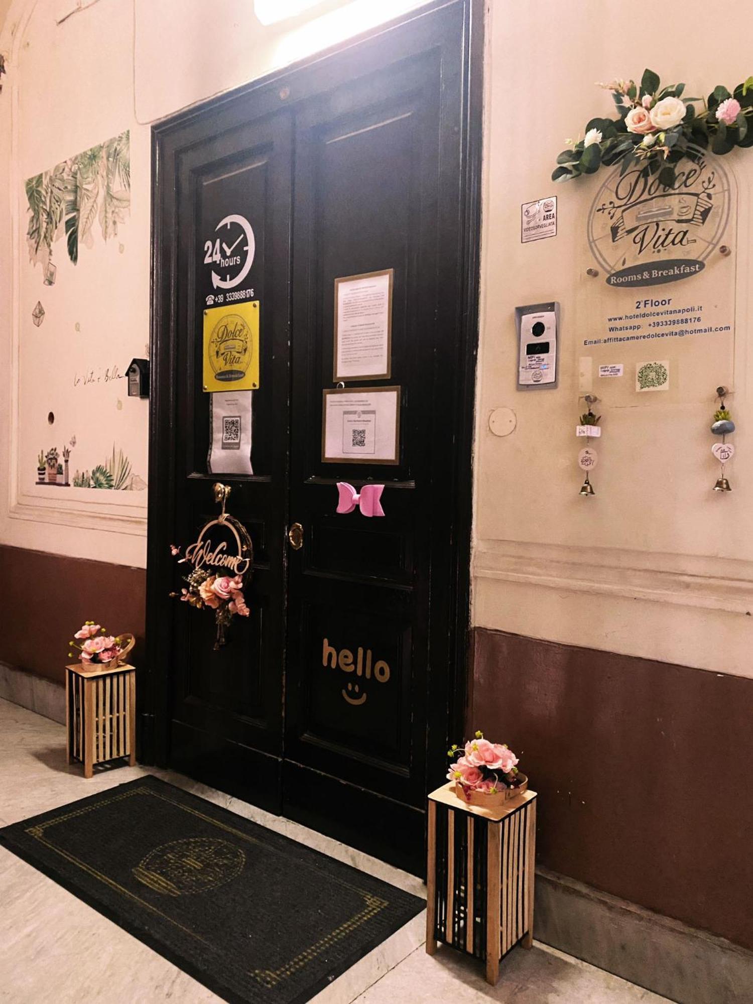 Dolce Vita Rooms Neapel Exterior foto